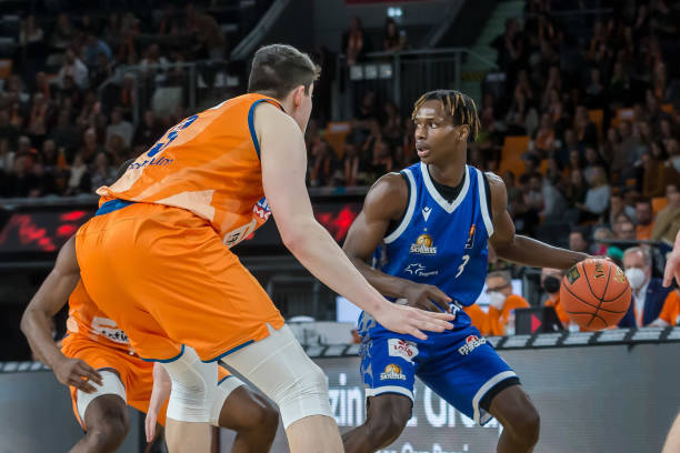 尽管约翰逊 尽管约翰逊